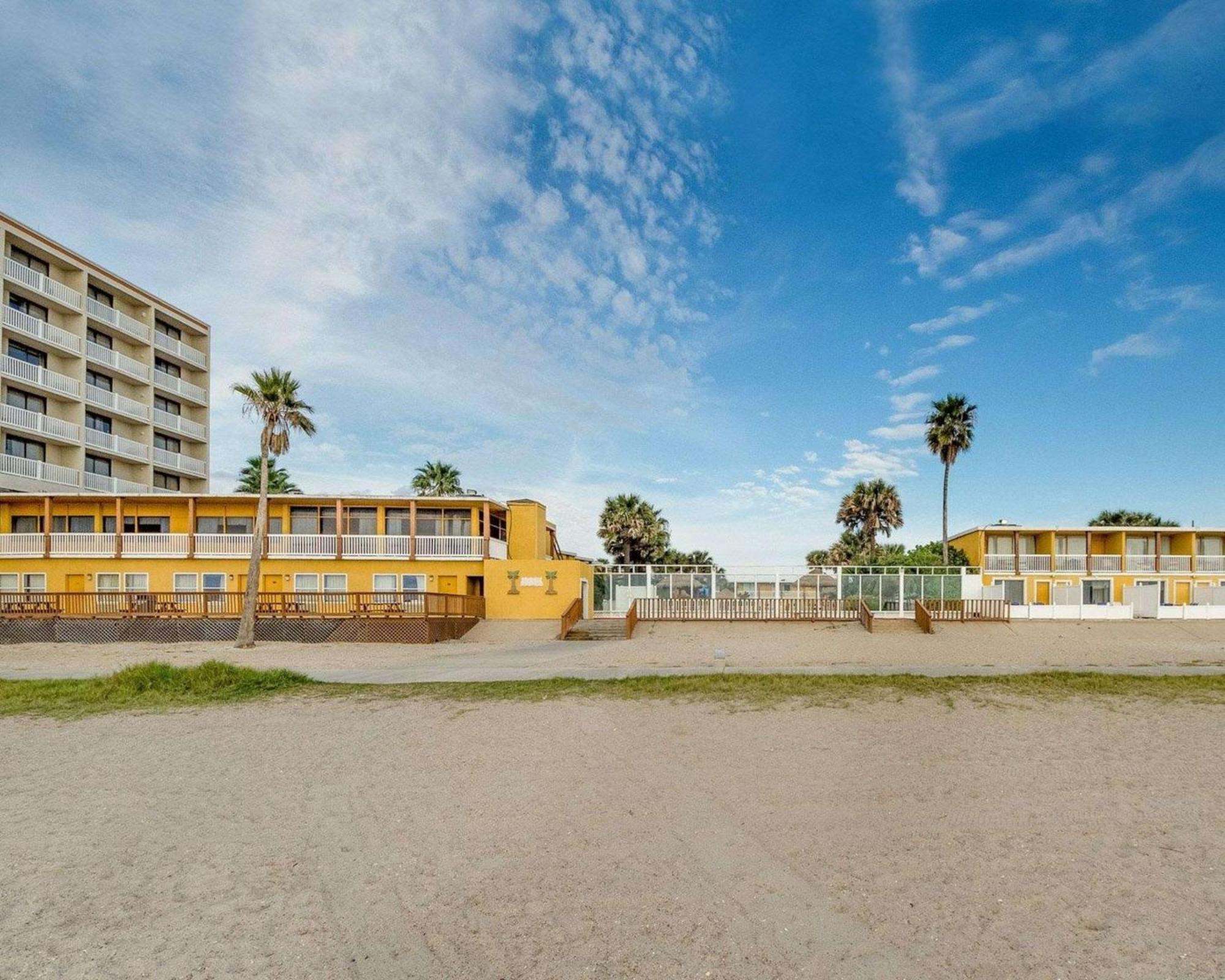 Quality Inn & Suites On The Beach Corpus Christi Exterior foto